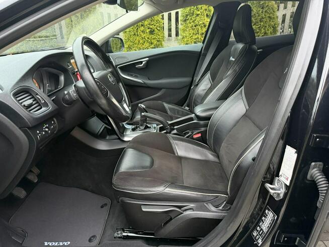 Volvo V40 Cross Country 1.6D Rdesign Virtual Navi Climatronic PDC Park Assist Carpass