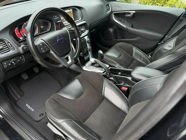 Volvo V40 Cross Country 1.6D Rdesign Virtual Navi Climatronic PDC Park Assist Carpass