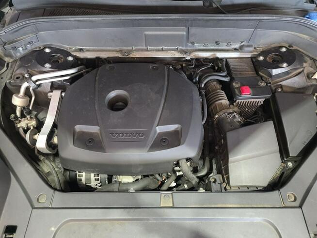 Volvo XC 90 2.0 320KM R-DESIGN bezwypadek 1 właśc. BDB STAN 7 osób LEDy