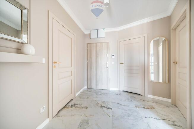 Śliczne jak nowe 3 pokoje garaż Piątkowo