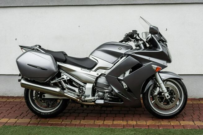 Yamaha FJR 1300 R 2006 2 x KUFER KSIĄŻKA Serwis ASO Raty Transport Mega Zadbana