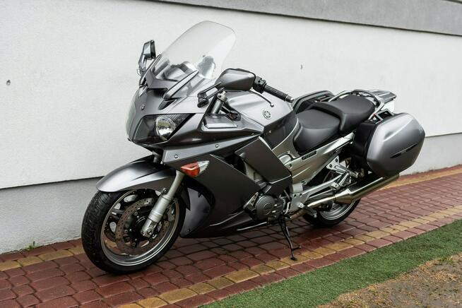 Yamaha FJR 1300 R 2006 2 x KUFER KSIĄŻKA Serwis ASO Raty Transport Mega Zadbana