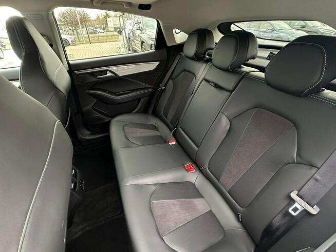 JAC J7 PLUS 1.5T 136km CVT LIFTBACK 2026 Kredyt 50/50