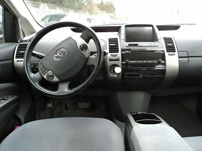 sprzedam ładną TOYOTE Prius z 2008r 1.5 HYBRYDA+benz 80KM udziela.GW