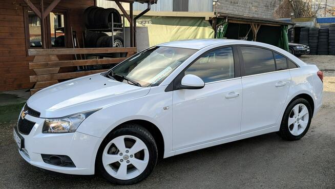 Chevrolet Cruze 1.7D*130PS*OPŁACONY*Bezwypadkowy*Nawigacja Klimatronik*Serwis*