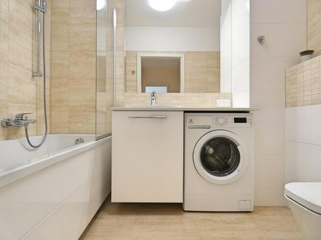 2 pokoje z m.p. w garażu, 52 m2 -Zwierzyniecka 6