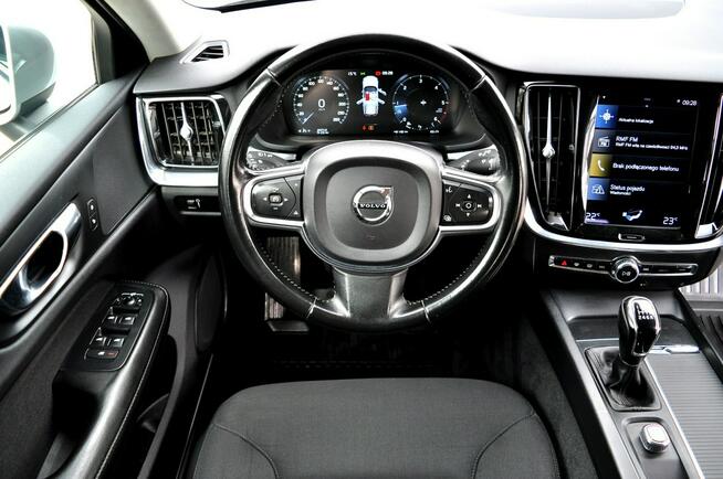 Volvo V60 2.0 D3 150KM Navi Led Climatronic Pdc Serwis