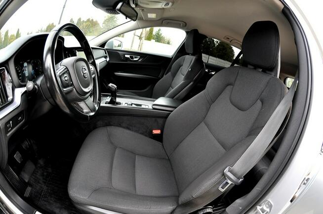 Volvo V60 2.0 D3 150KM Navi Led Climatronic Pdc Serwis