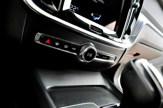 Volvo V60 2.0 D3 150KM Navi Led Climatronic Pdc Serwis