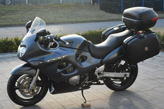 Suzuki GSX 750 F oryginalny stan, 3 kufry, dok. na km, z DE***