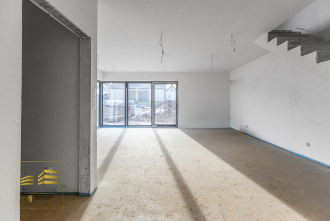 Dom Lublin Szerokie, Ustronna