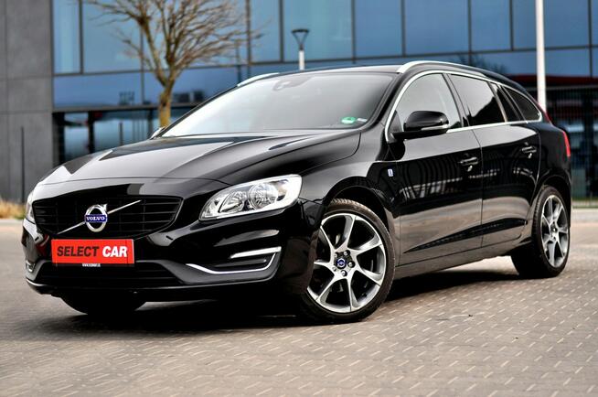 Volvo V60 LiFT Ocean Race Ledy Digital Skóra Navi City Full Opcja