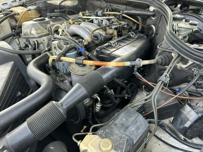 Mercedes W124 2,0d, stan niespotykany, szyberdach, drugie koła, długie opłaty