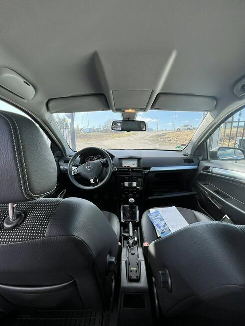 Astra Opc, 2 komplety kluczy, 2 komplety kół,