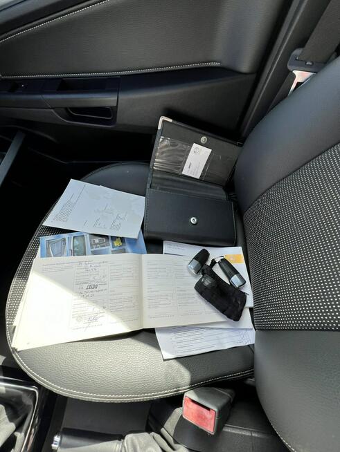 Astra Opc, 2 komplety kluczy, 2 komplety kół,