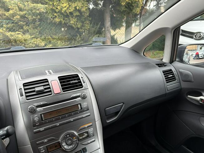 Toyota Auris 1.4 96 KM, Niski przebieg, Klima