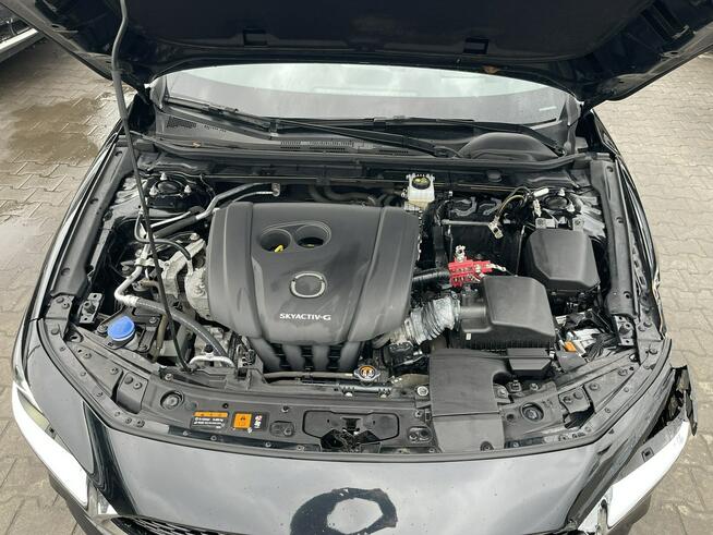 Mazda 3 mHEV Podgrzewanie Kamera Klimatronik BOSE 186KM