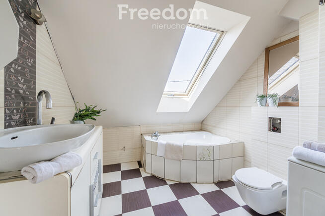 Dom wolnostojący | Ogród | Garaż | Cisza | Remont