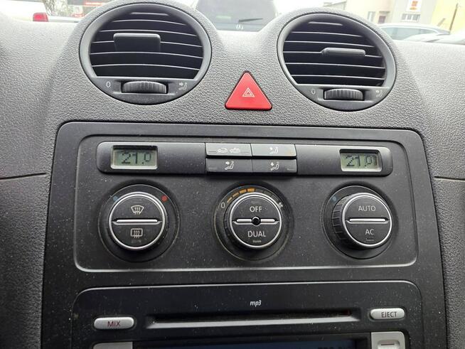 Volkswagen Caddy 2.0 TDI 150 KM, Klimatyzacja Dwustrefowa, Hak, El. Szyby, Metalik