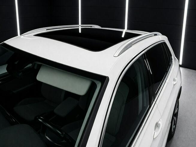 Volkswagen Tiguan R-LINE*2.0 150 koni*kamera cofania*nawigacja*perfekcyjny stan*opłacony
