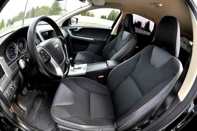 Volvo XC 60 2,0 163KM_D3_Automat_Xenon_Led_4 x Grzane_Parktronik