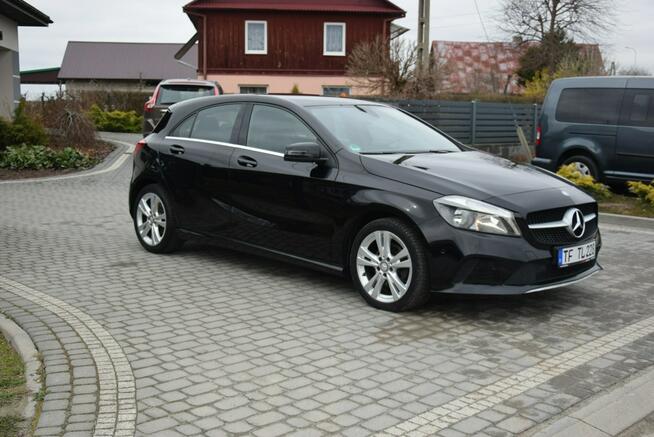 Mercedes A 180 1.6B 2017r/ Navi/ PDC/ Grzane Fotele/ Sprowadzony/ Opłacony