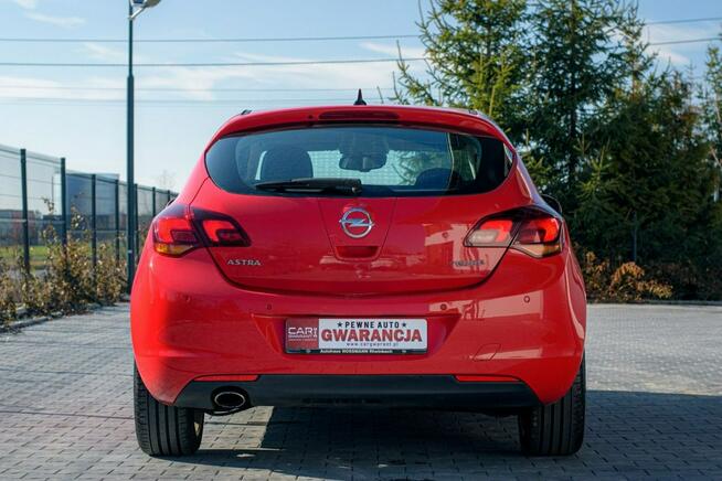 Opel Astra 1.6 turbo benzyna - 2011r.