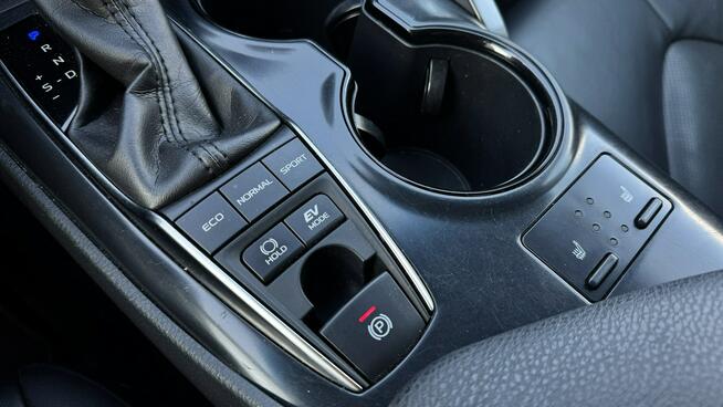 Toyota Camry Mod 2020 2.5 Hybryda 218KM Kamera cof El. fotele Skóry Xenon As. pasa