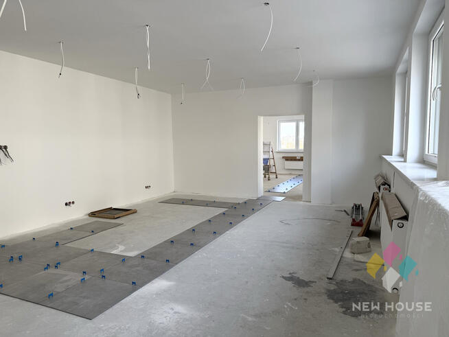 Piętro w biurowcu, 138 m2, po remoncie