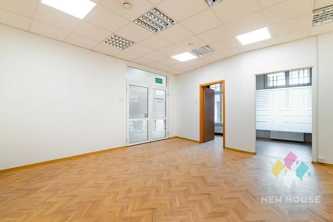 Śródmieście, lokal na parterze, 200 m2, witryna