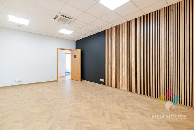Śródmieście, lokal na parterze, 200 m2, witryna