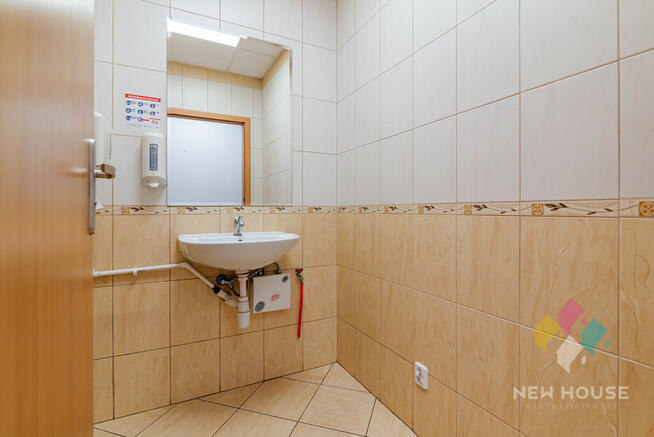 Śródmieście, lokal na parterze, 200 m2, witryna