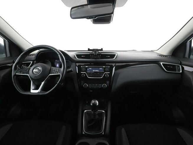 Nissan Qashqai klima auto grzane fotele czujniki parkowania