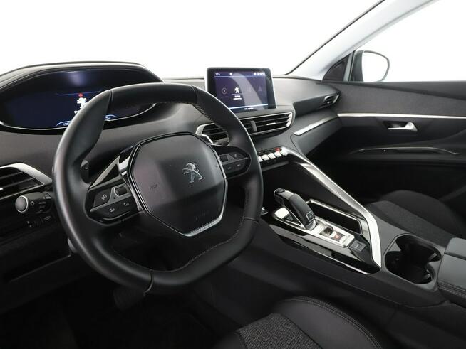 Peugeot 3008 Allure automat 181KM niski przebieg navi kamera180 tempomat LED