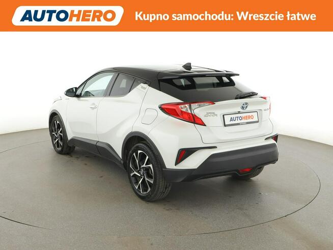 Toyota C-HR navi kamera grzane fotele ACC