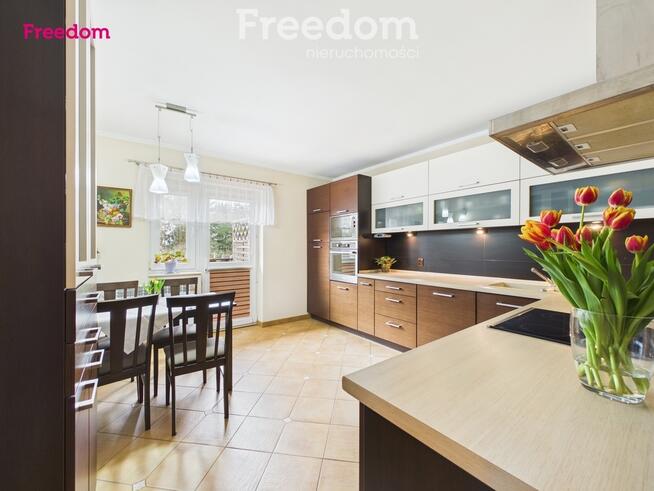 Dom z dużą działką i altaną – Lipowiec