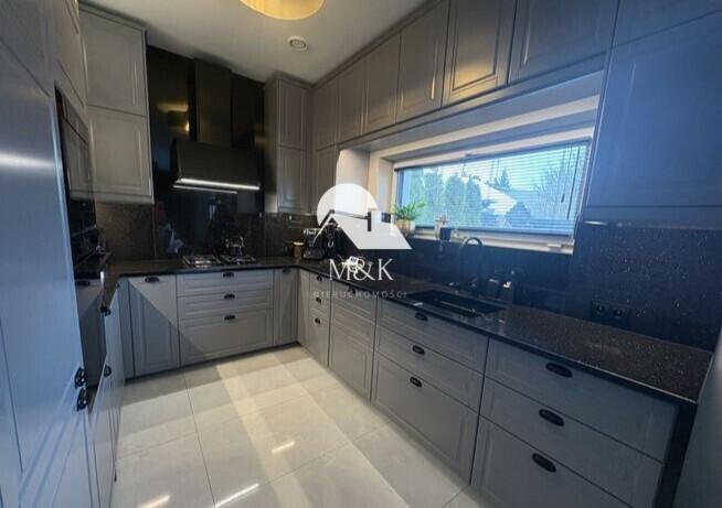 Nowoczesny w pełni wyposażony lokal Premium