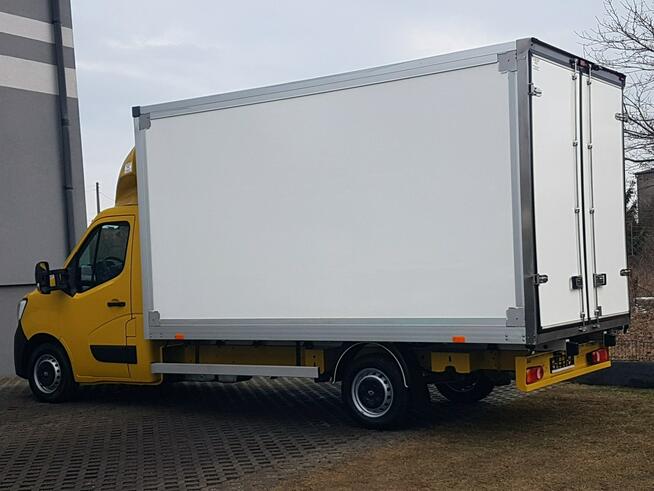 Renault Master KONTENER 8EP 4,22x2,23x2,23 KLIMA 6-BIEGÓW MANUAL KRAJOWY 2,3 DCI