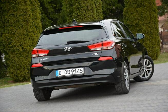 Hyundai i30 Lift Ledy CarPlay Klimatronic Navi Kamera Asystent pasa