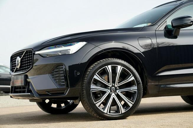 Volvo XC 60 RECHARGE panorama 4x4 kamery 360 acc blis PNEUMAT skora hak MAX OPCJA