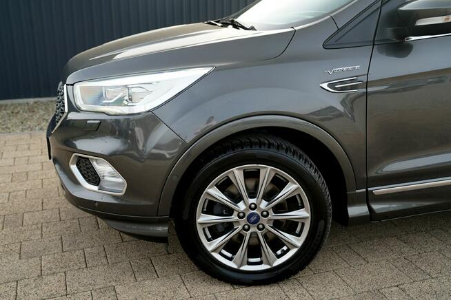 Ford Kuga VIGNALE el.klapa KAMERA nawi SKÓRA sam parkuje 4X4 BIXENON-LED chromy