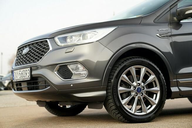 Ford Kuga VIGNALE el.klapa KAMERA nawi SKÓRA sam parkuje 4X4 BIXENON-LED chromy