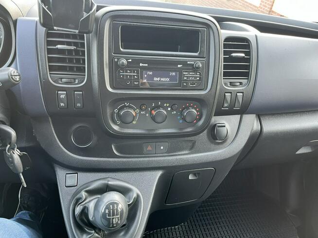 Opel Vivaro 2XL 9-osobowy tylko 188 tys km BEZWYPADKOWY