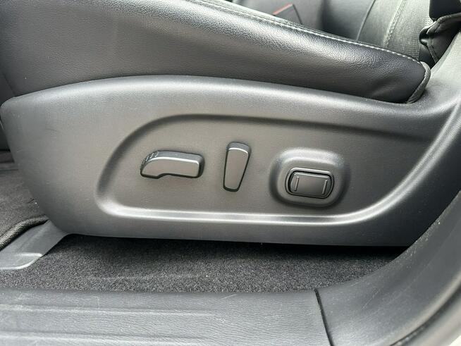 Nissan Pathfinder 3.5 v6 189kM! Panorama ! Kamera 360! Aktywny tempomat ! 7 OS.