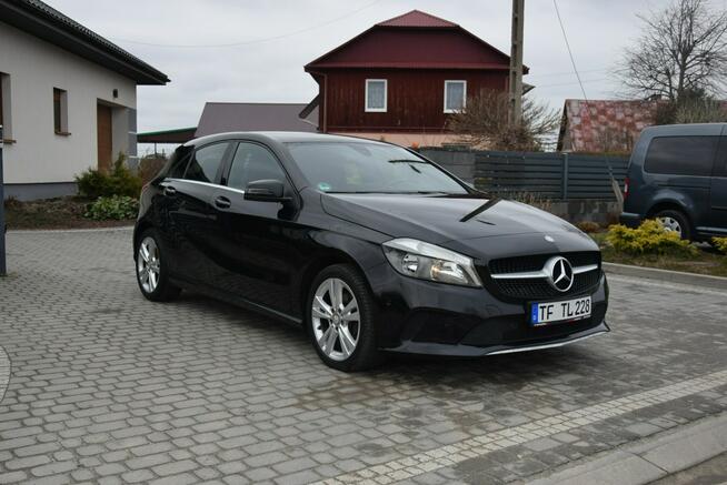 Mercedes A 180 1.6B 2017r/ Navi/ PDC/ Grzane Fotele/ Sprowadzony/ Opłacony