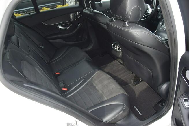 Mercedes C 300 2.0B AMG 265KM/ Navi/ Kamera/ Aktywne wydechy/ 123 TYS KM