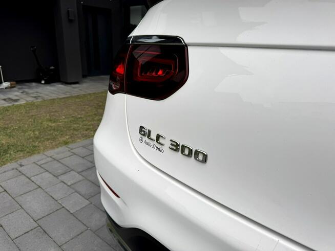 Mercedes GLC 300 Coupe Lift Full LED Biały AMG Line