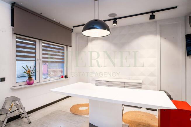 Lokal 60 m² z poddaszem i piwnicą, ul. Bieżanowska