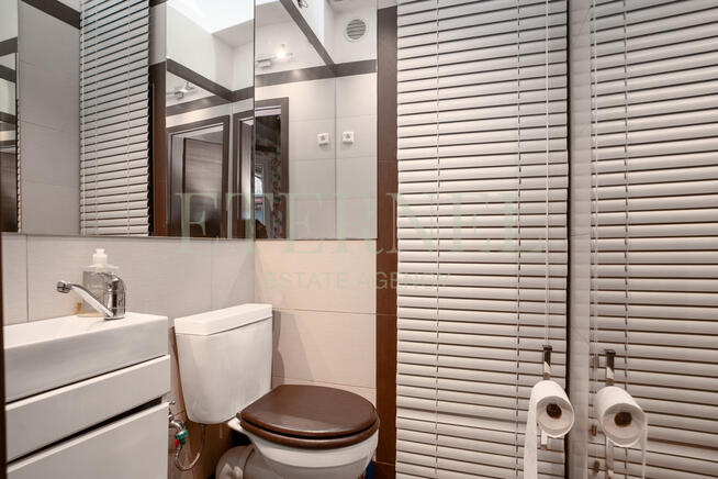 Lokal 60 m² z poddaszem i piwnicą, ul. Bieżanowska