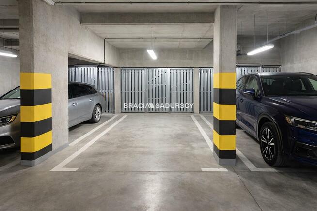 Garaż Kraków Czyżyny, Czyżyny, Orlińskiego